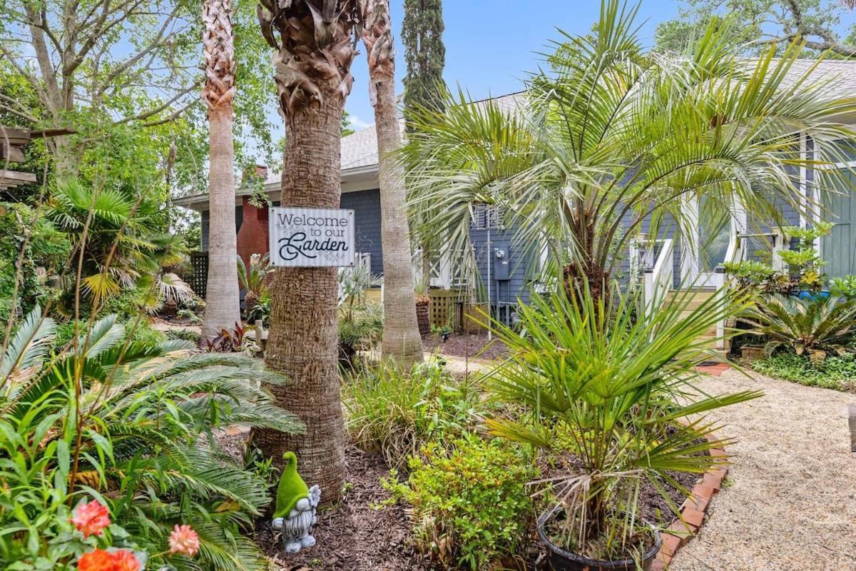 Bare Feet Bungalow -Close To Beach & Dog Friendly Gulfport Εξωτερικό φωτογραφία